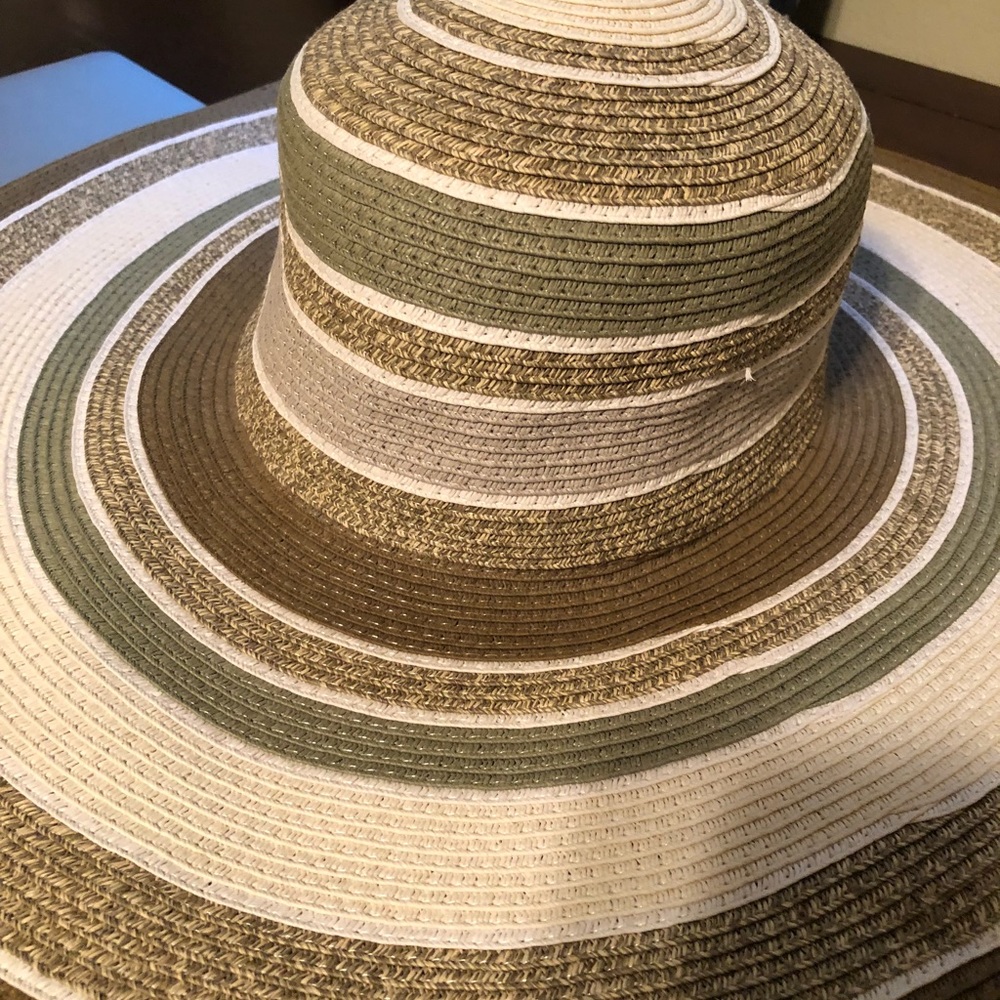 Sun hat - Picture 4 of 4